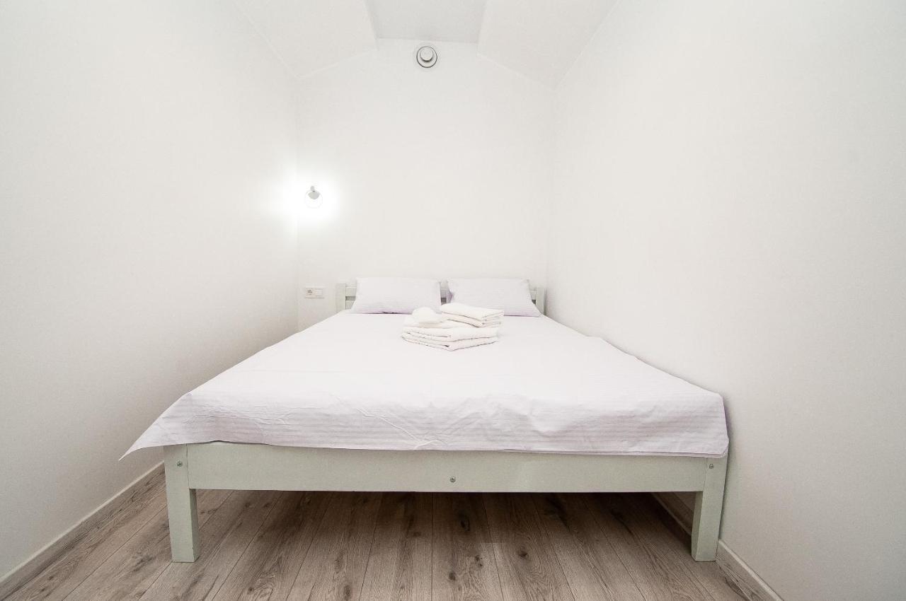 Suites On Chaikovskogo Одесса Экстерьер фото