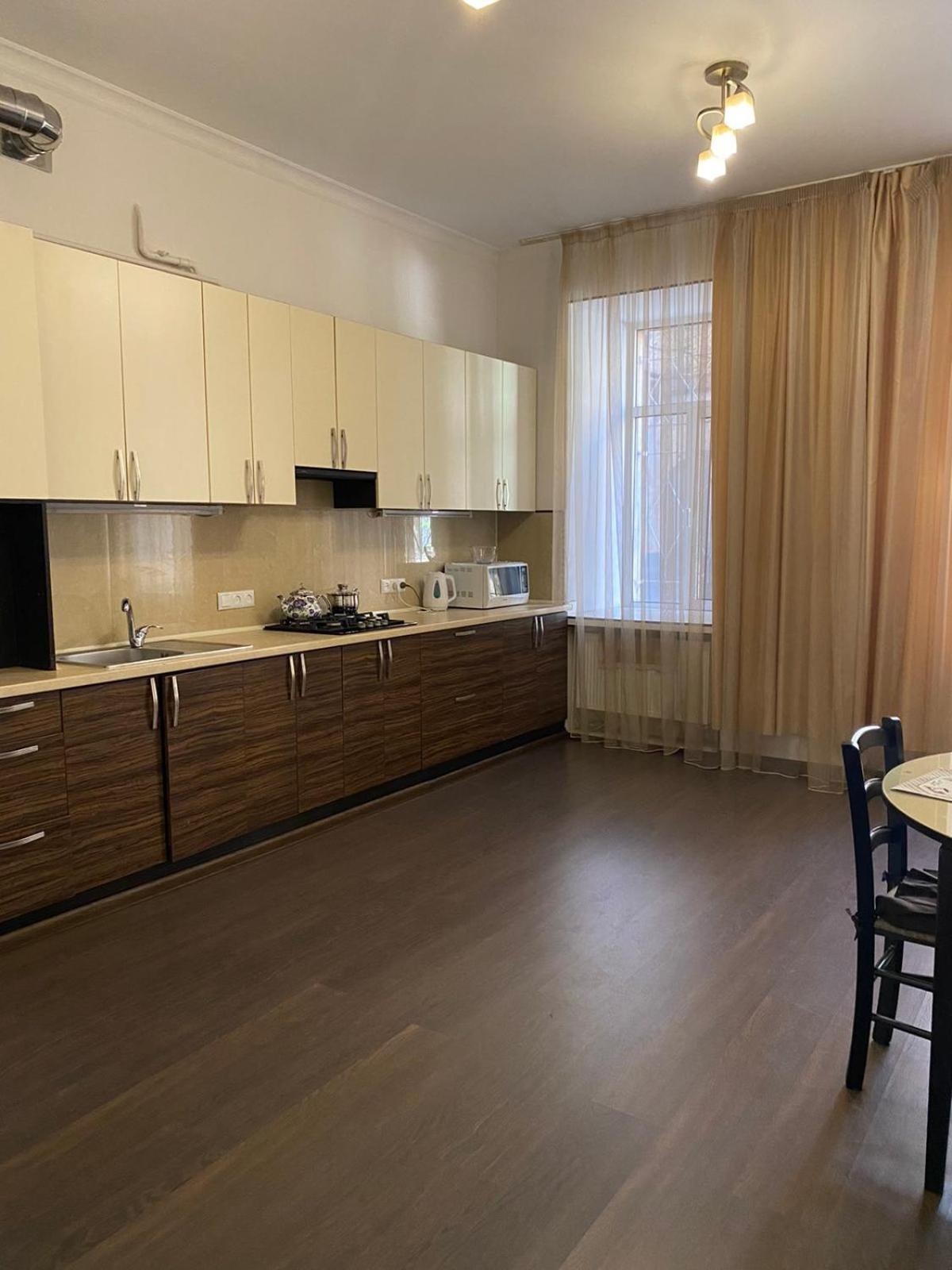 Suites On Chaikovskogo Одесса Экстерьер фото