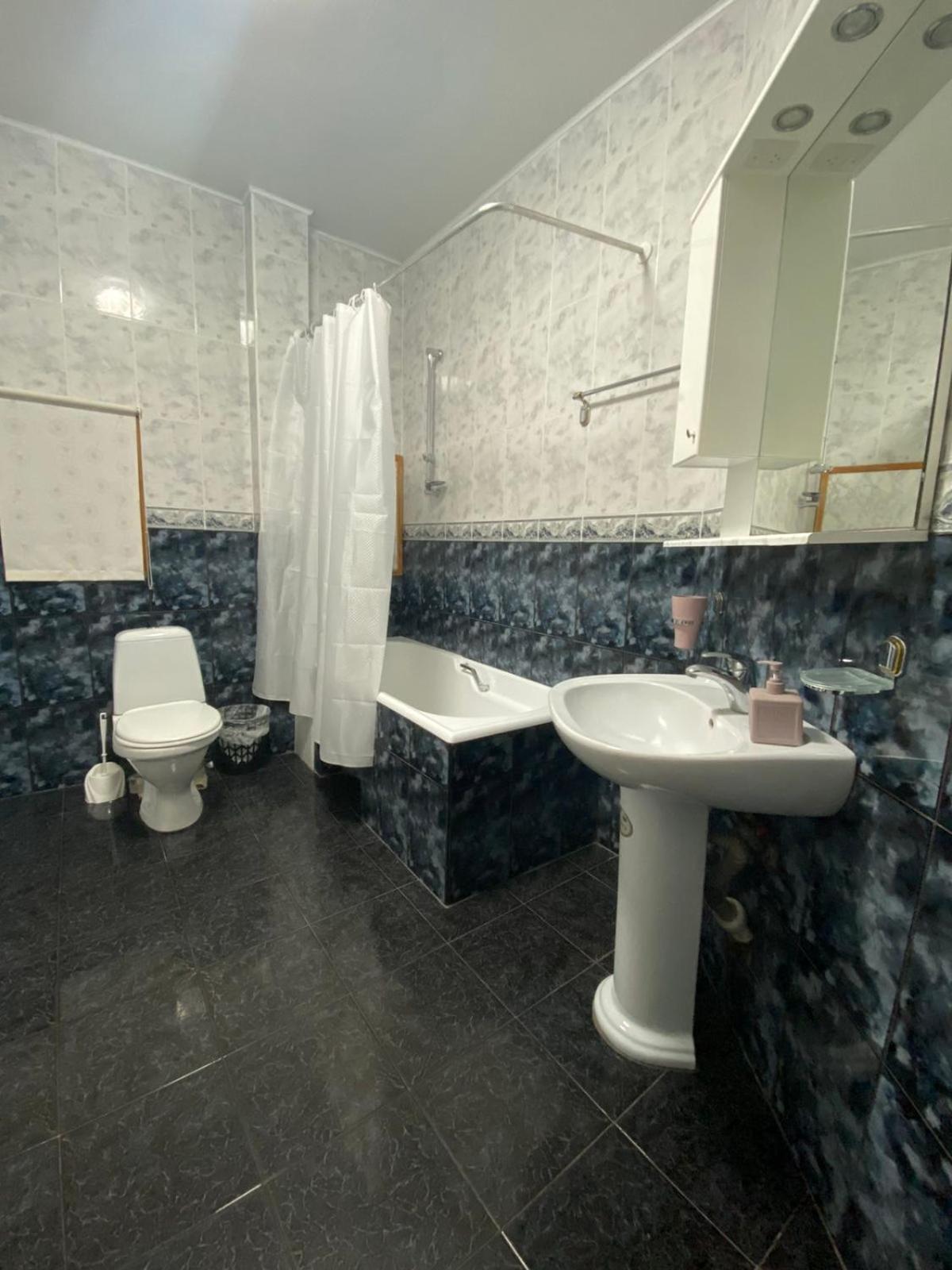 Suites On Chaikovskogo Одесса Экстерьер фото